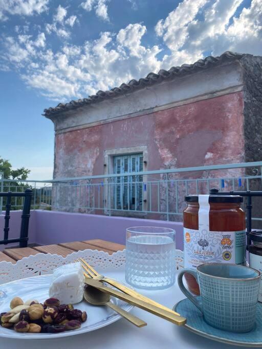 Siora Nina Charming Stone House Near Agios Gordios Villa Sinarades ภายนอก รูปภาพ